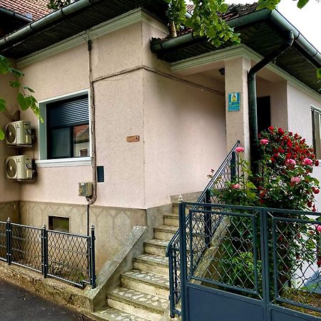 Holiday Home Esku Orşova Exterior foto